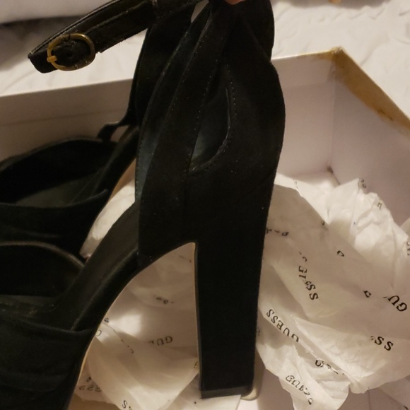 GUESS KENZIE2 WOMEN PUMPS - Picture 3 of 4